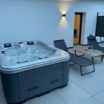 Mit Jacuzzi Enschede 10km * Gronau