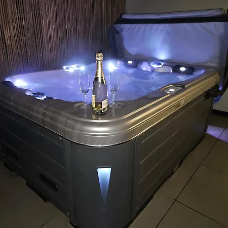 Mit Jacuzzi Enschede 10km Lejlighed *